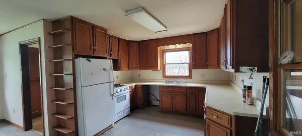 $275,000 | 15850 Witt Road, Shoals, IN 47581