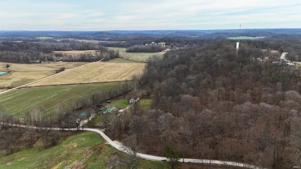 $275,000 | 15850 Witt Road, Shoals, IN 47581