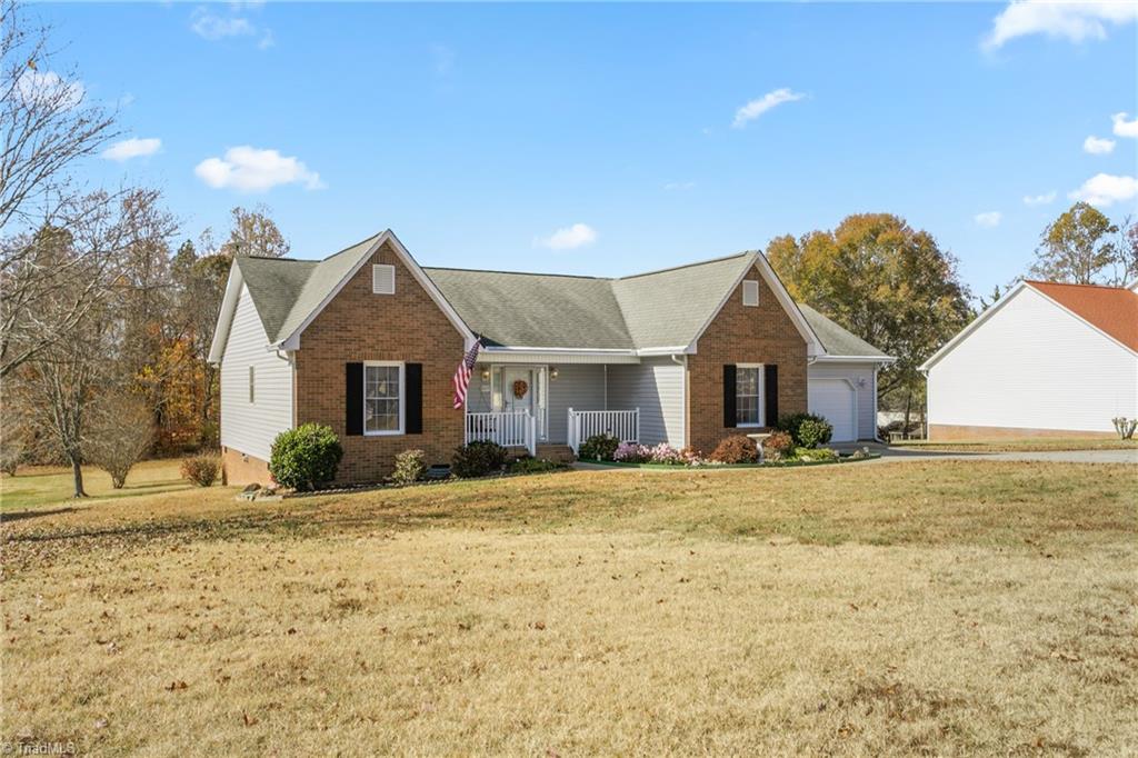 3577 Old Mountain Road Trinity, NC 27370 - Photo 3 of 29