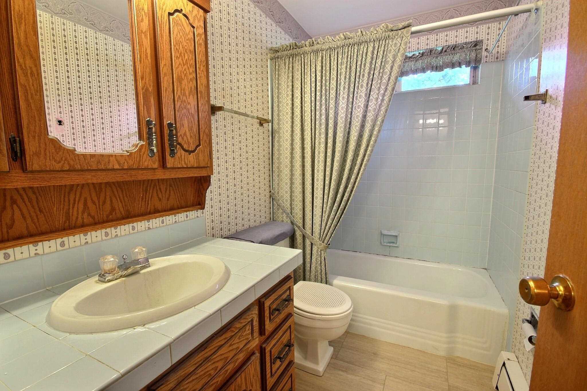 3704 Hastings Road Fort Wayne, IN 46805 - Photo 16 of 21 Gallery Image 16