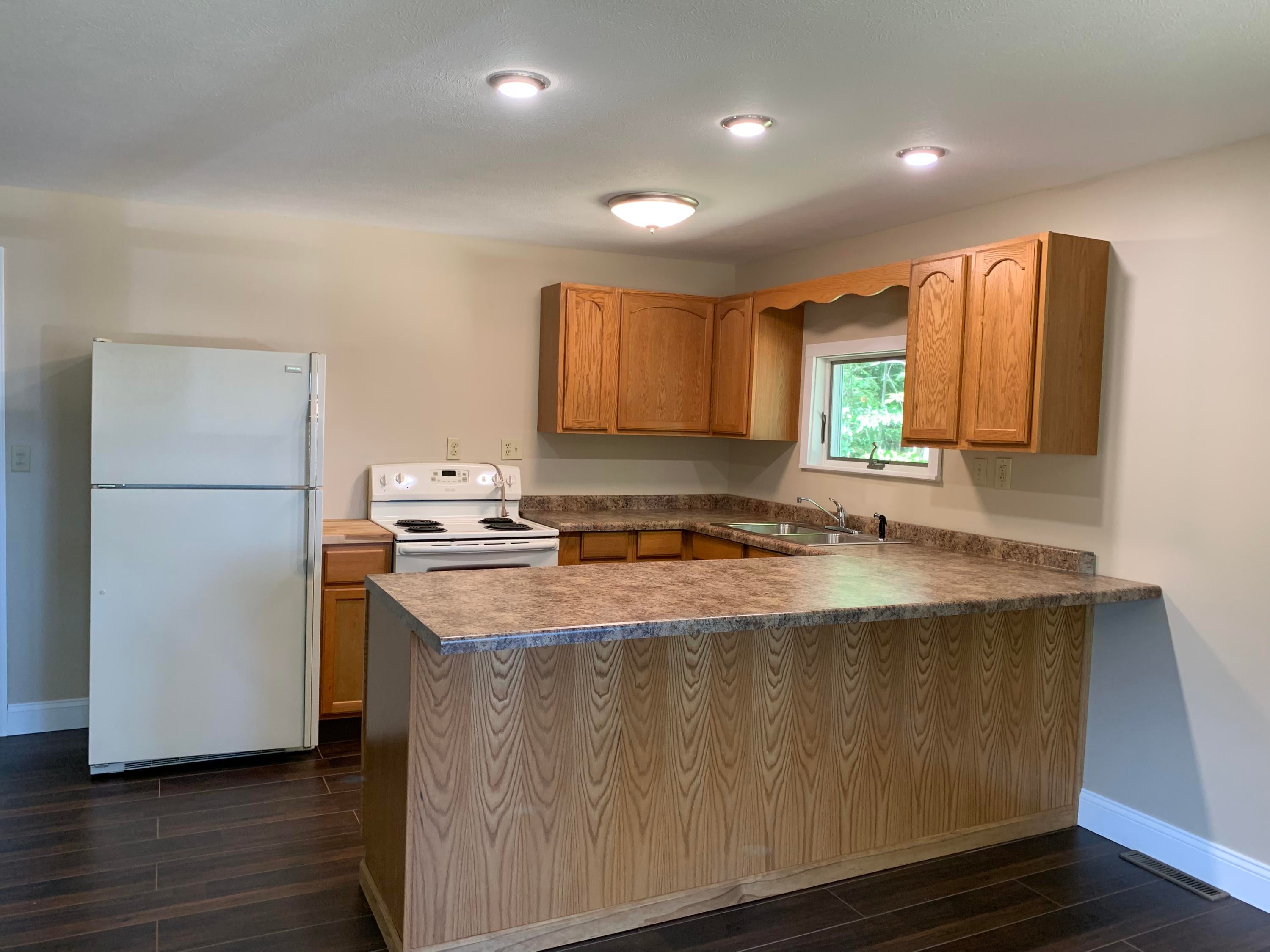 13792 South Cottage Road Barbeau, MI 49710 - Photo 4 of 38 Gallery Image 4