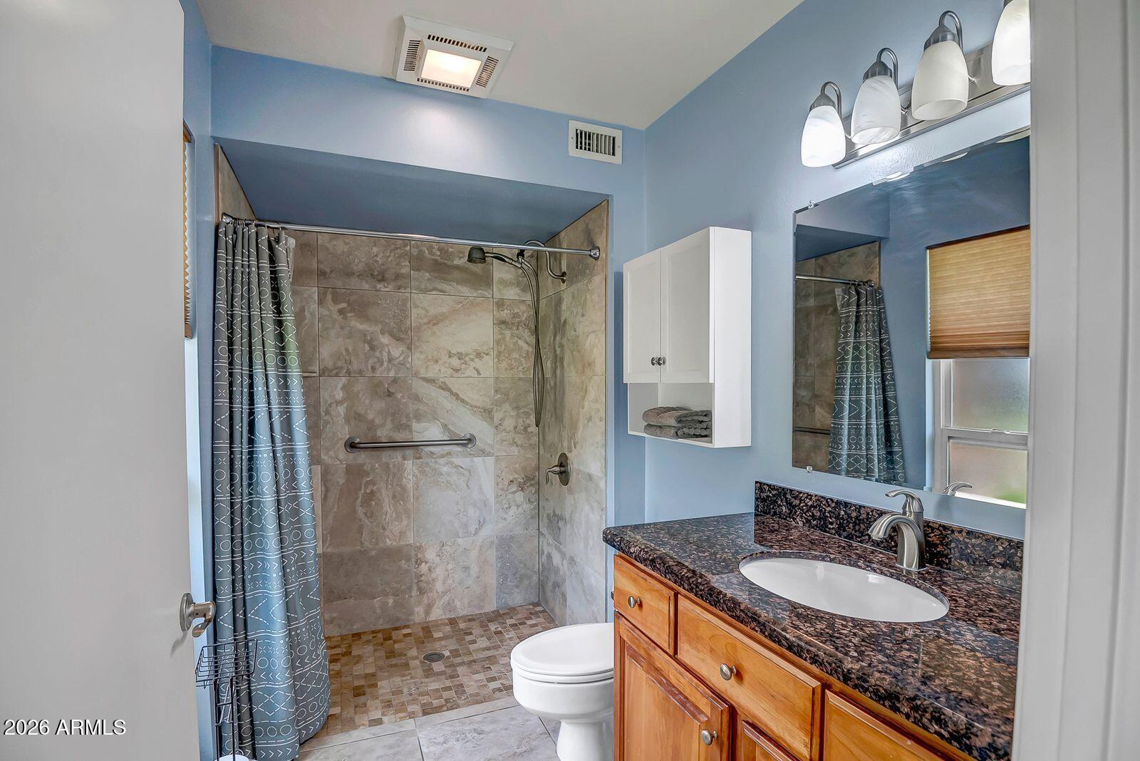 9613 West Oak Ridge Drive Sun City, AZ 85351 - Photo 19 of 31 sc - main bath