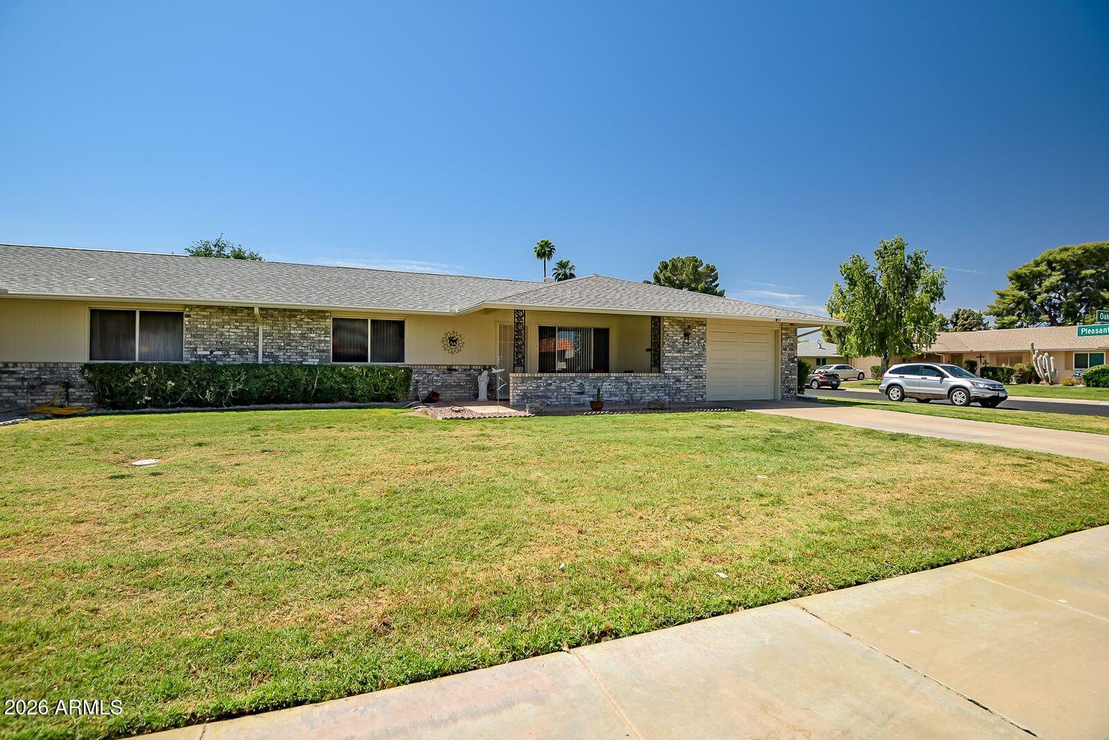 9613 West Oak Ridge Drive Sun City, AZ 85351 - Photo 2 of 31 sc - front 4