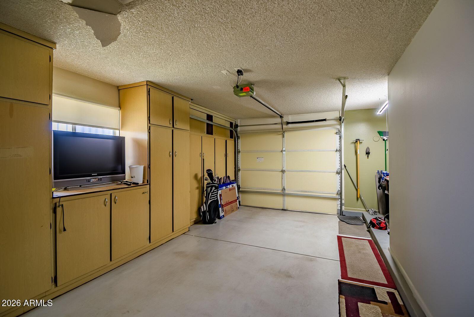 9613 West Oak Ridge Drive Sun City, AZ 85351 - Photo 30 of 31 sc - garage