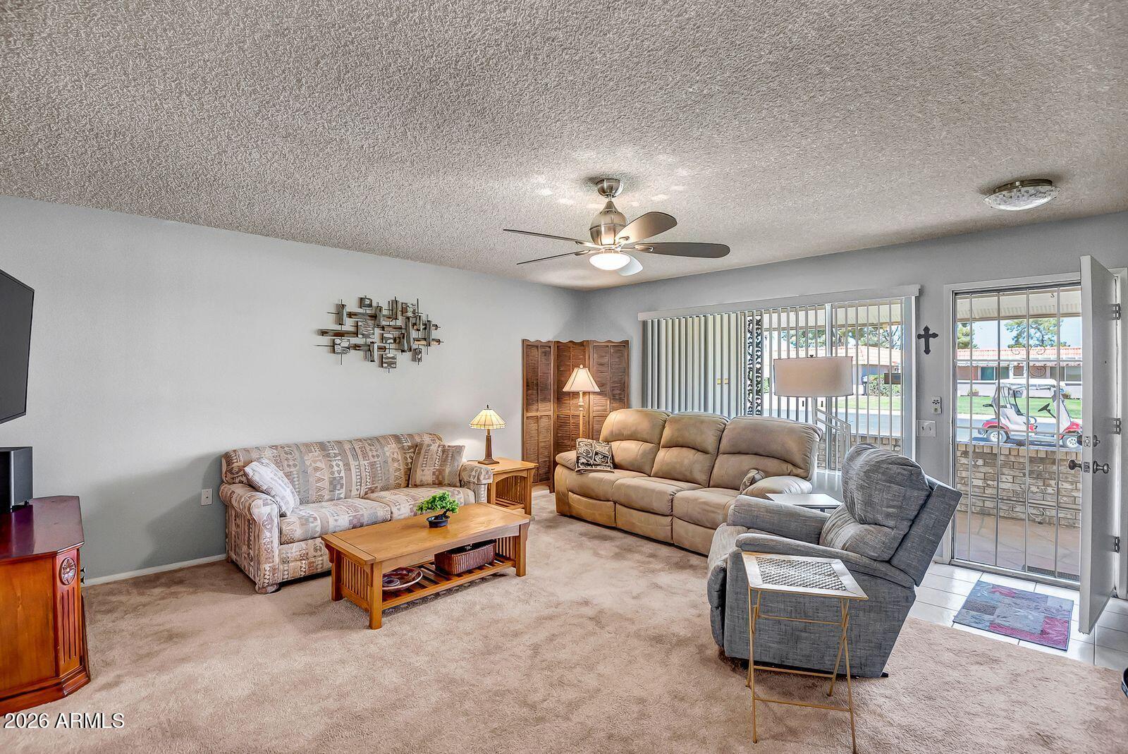 9613 West Oak Ridge Drive Sun City, AZ 85351 - Photo 9 of 31 sc - living room