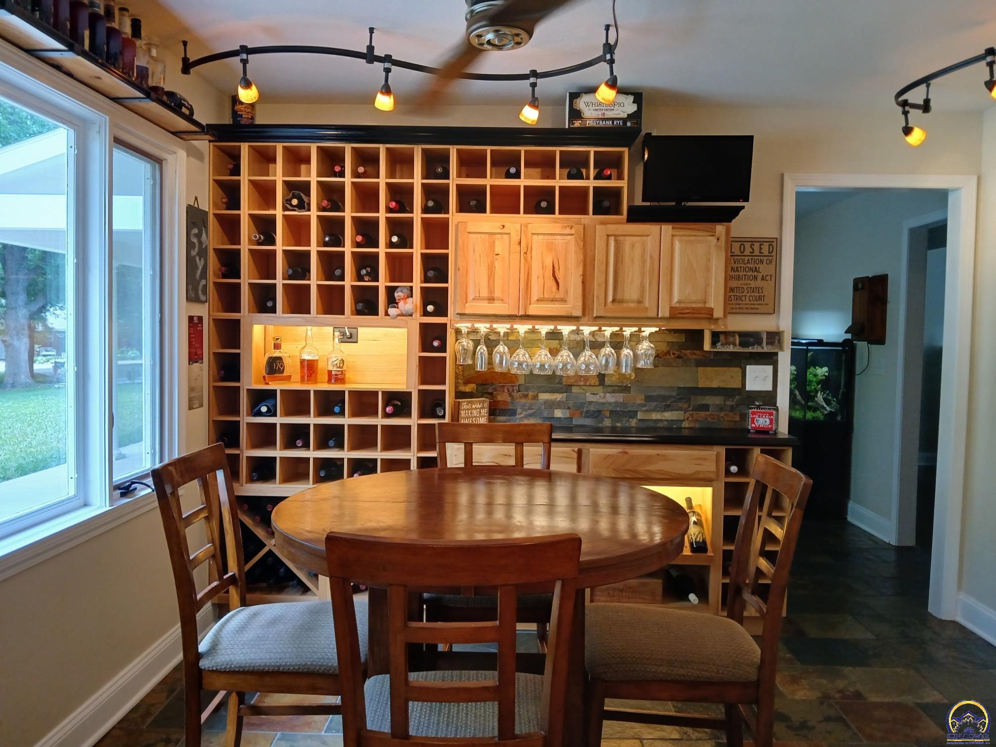 301 Southwest Yorkshire Road Topeka, KS 66606 - Photo 24 of 82