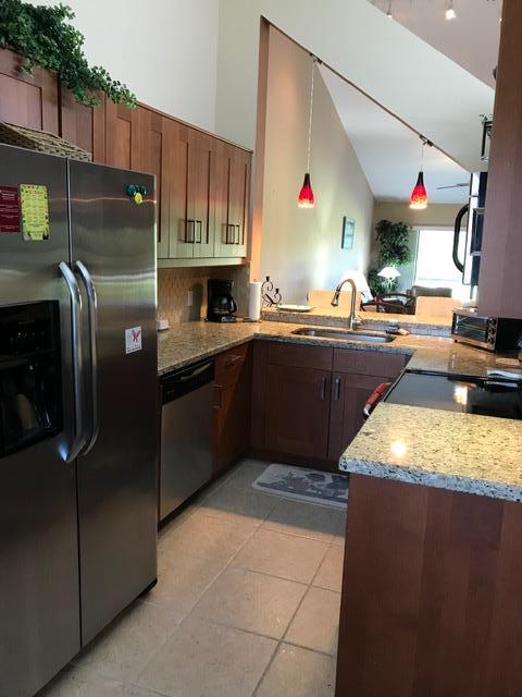402 Pinecrest Circle, Unit F Jupiter, FL 33458 - Photo 3 of 10 Kit 2
