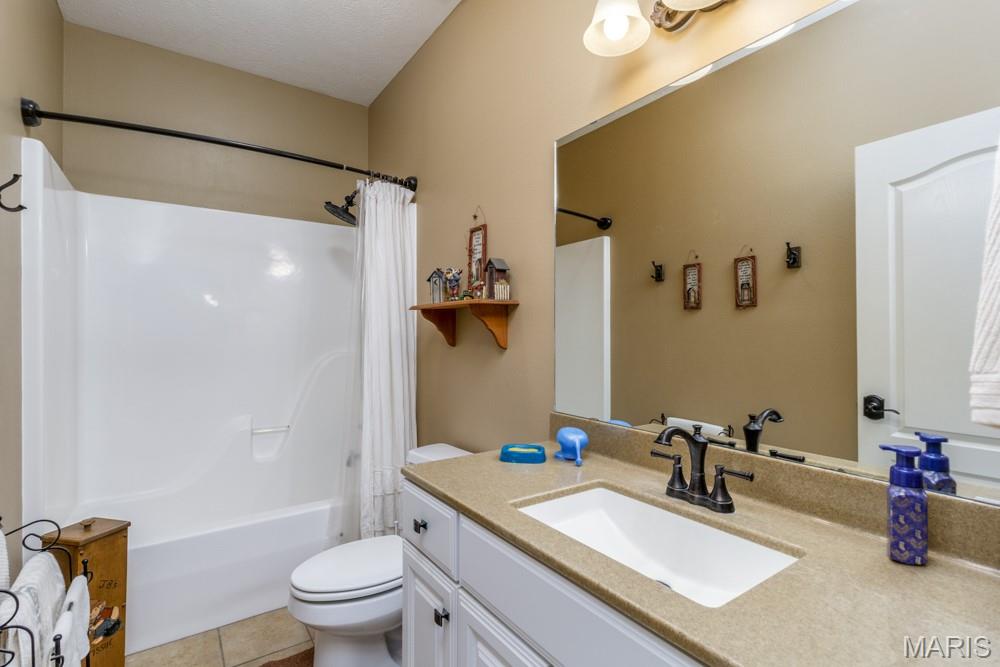 2824 Boardwalk Drive Lebanon, MO 65536 - Photo 20 of 34