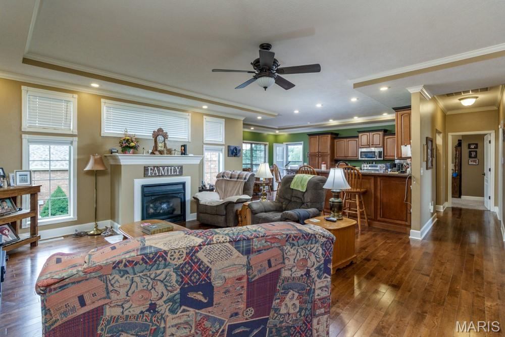 2824 Boardwalk Drive Lebanon, MO 65536 - Photo 5 of 34