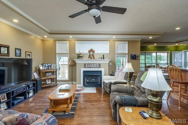 $369,900 | 2824 Boardwalk Drive, Lebanon, MO 65536