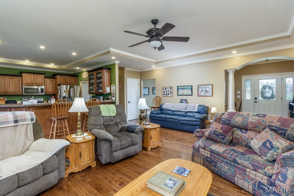 2824 Boardwalk Drive Lebanon, MO 65536 - Photo 7 of 34