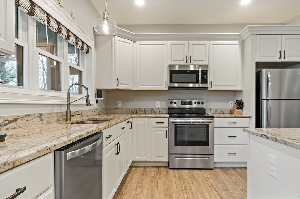 72 Donnelly Road Spencer, MA 01562 - Photo 11 of 42 Gallery Image 11