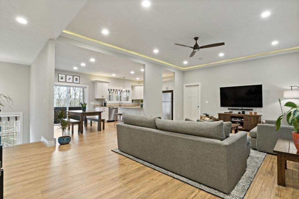 72 Donnelly Road Spencer, MA 01562 - Photo 6 of 42 Gallery Image 6