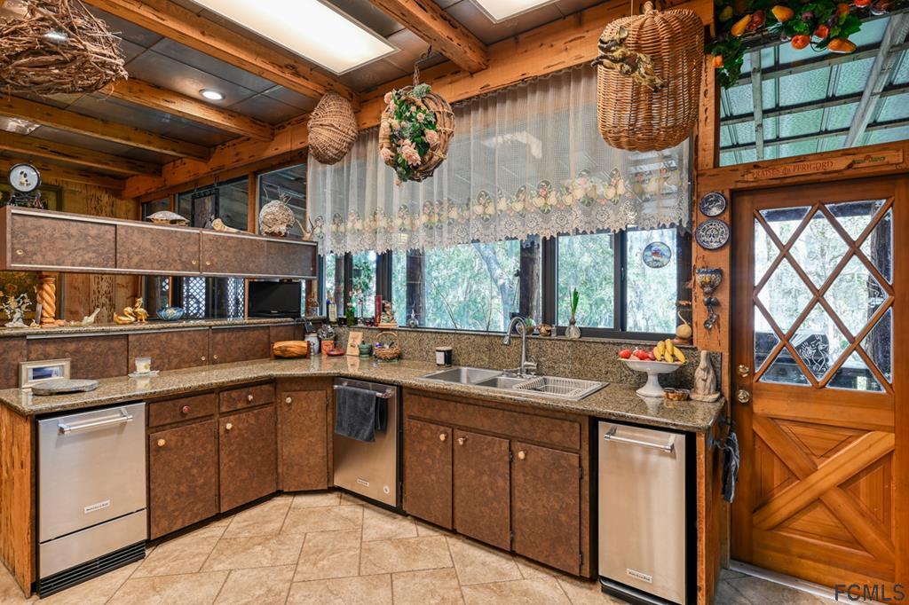 375-397 Southeast County Road Starke, FL 32091 - Photo 17 of 75 Kitchen with Views