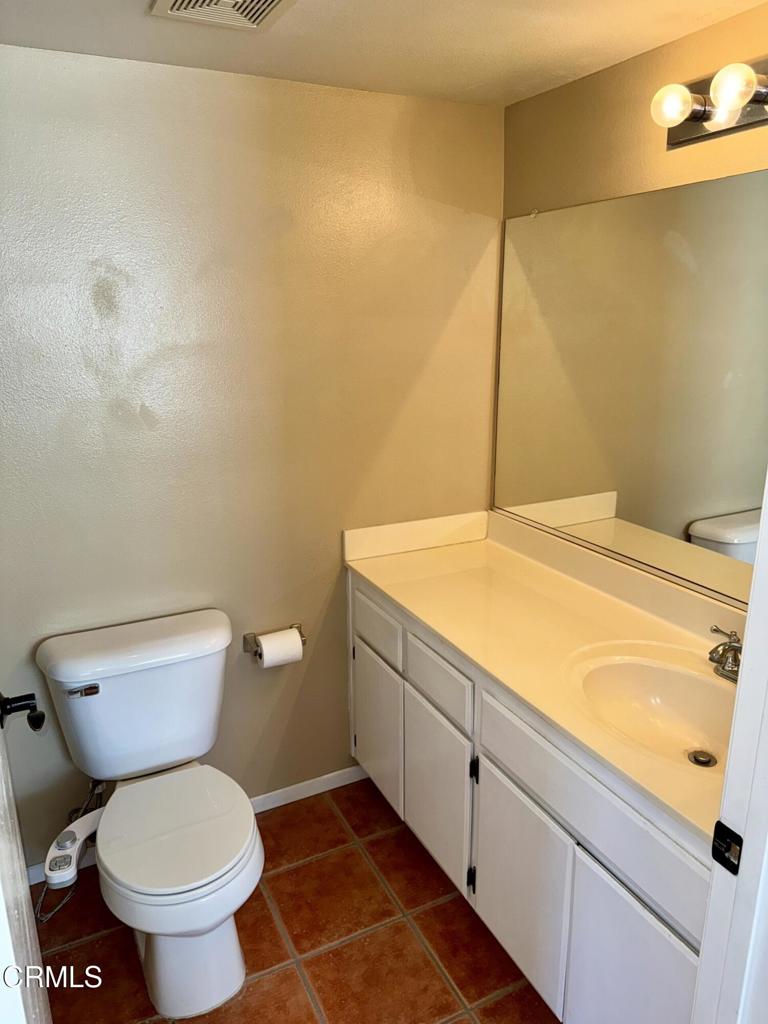 2742 Borchard Road Newbury Park, CA 91320 - Photo 43 of 51 a bathroom with a toilet and a sink