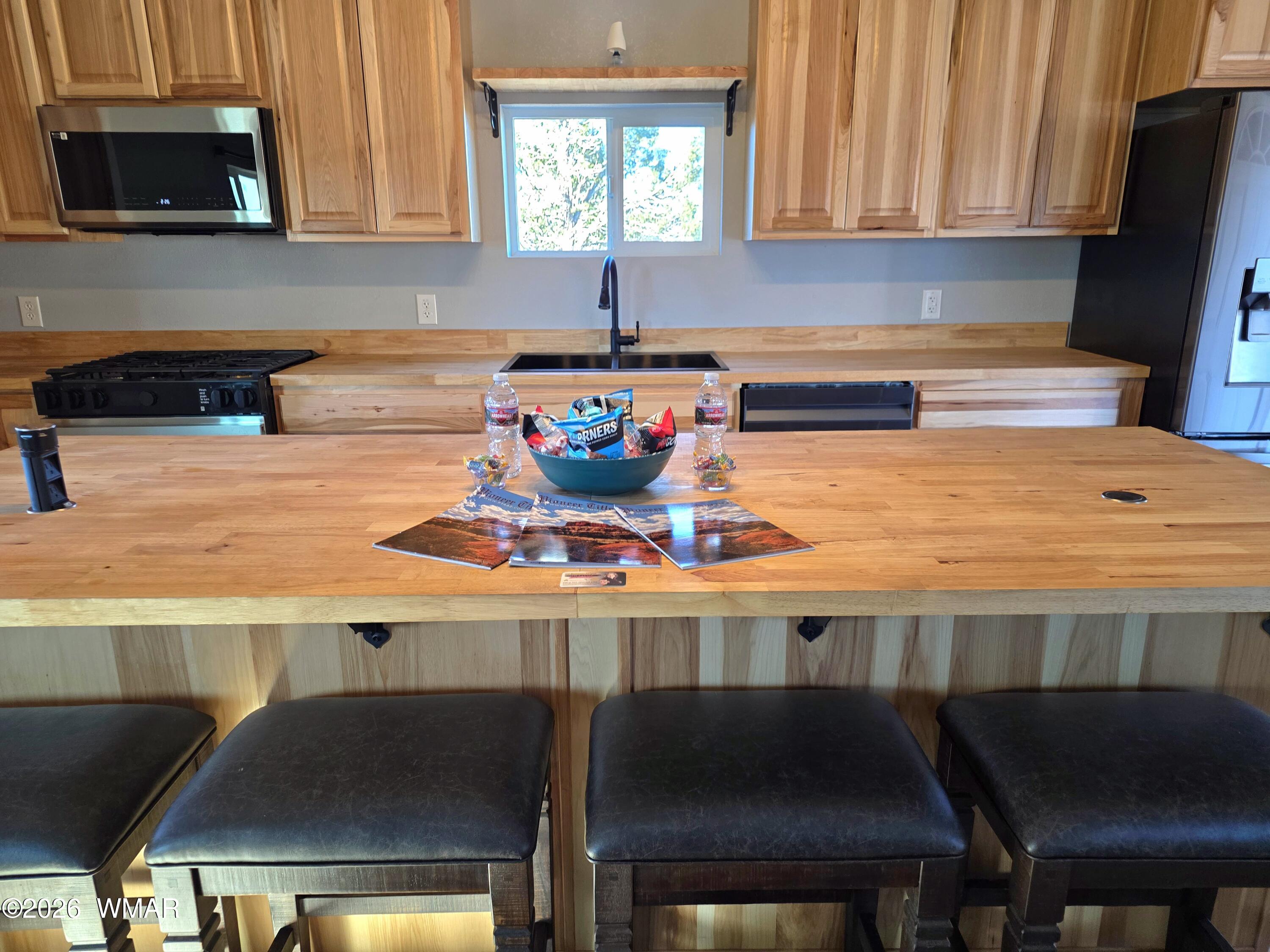 32-34 County Road Concho, AZ 85924 - Photo 17 of 72 Kitchen
