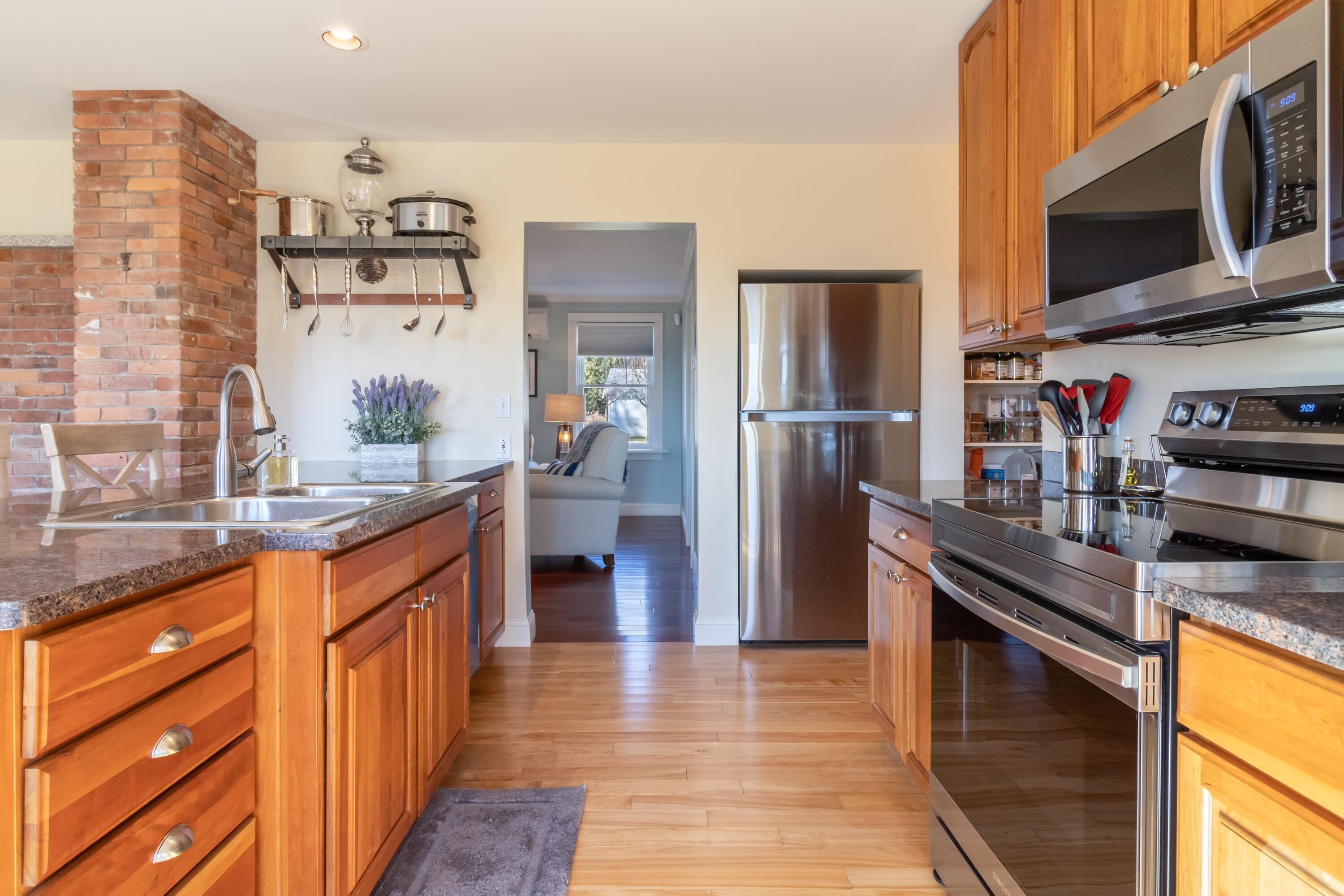63 Bowden Point Road Prospect, ME 04981 - Photo 10 of 38 63 Bowden Point Road Interiors-6