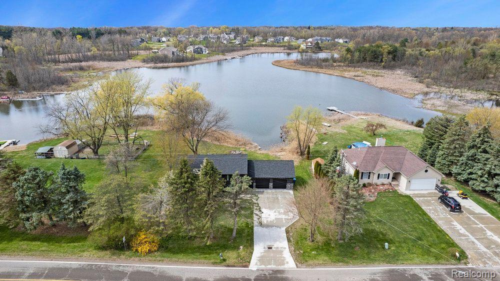 1298 Butcher Road Fenton, MI 48430 - Photo 30 of 31 Gallery Image 30