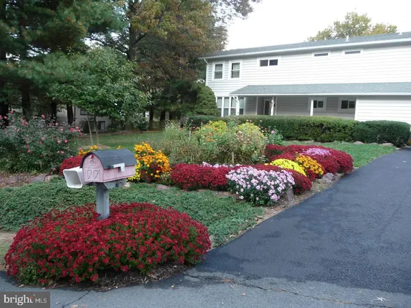 $3,500 | 3149 Southfield Drive, Herndon, VA 20171