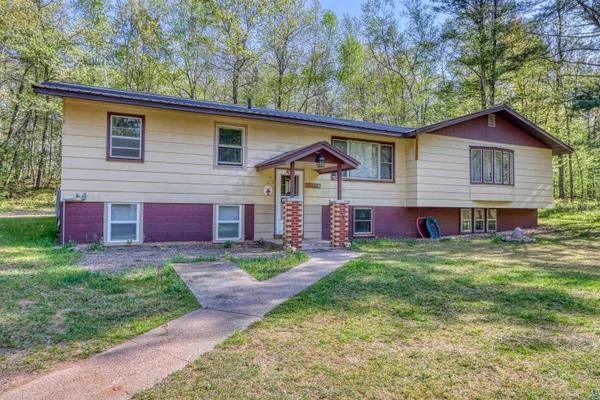 $364,900 | 10148 North McClaine Road, Hayward, WI 54843
