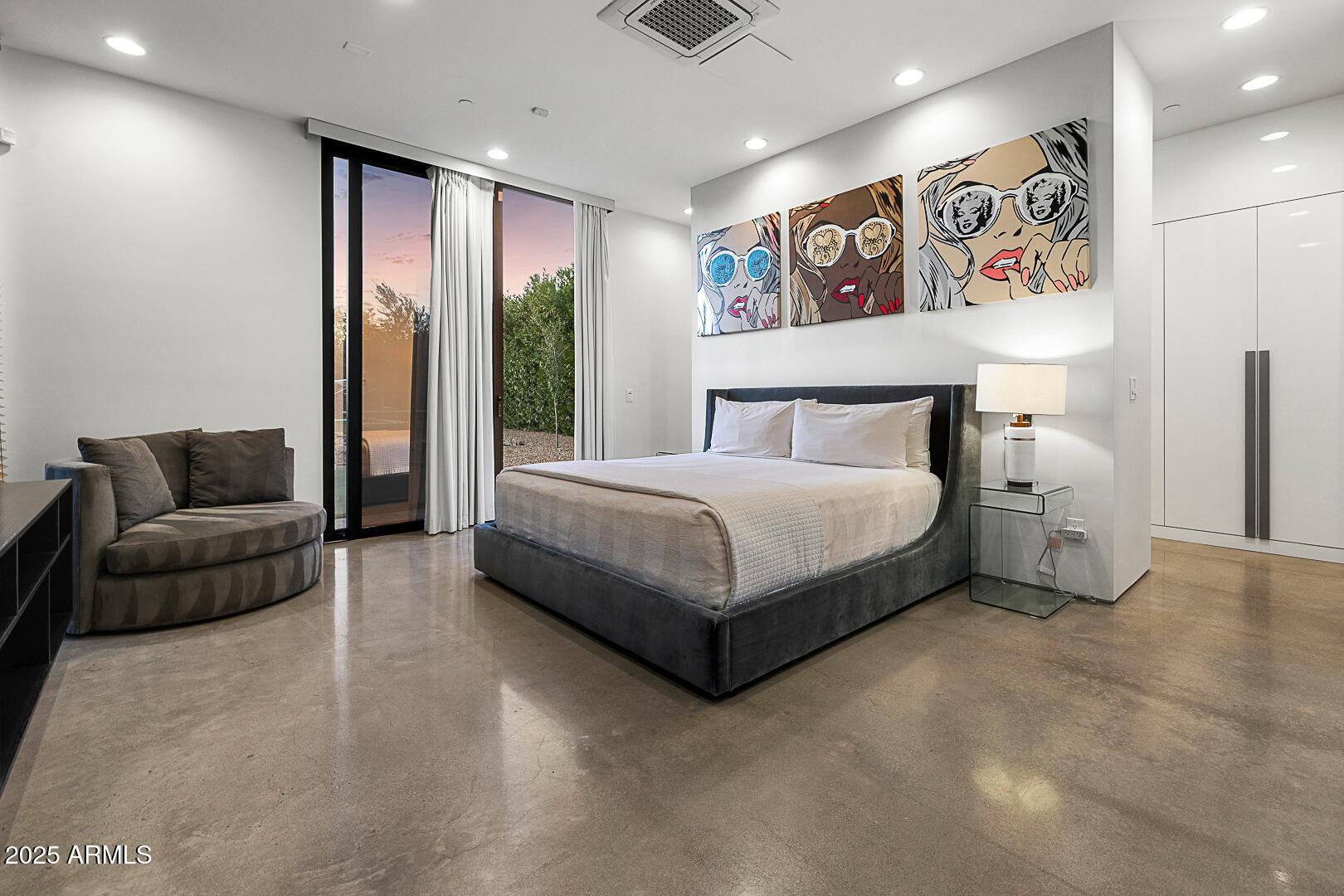 10299 North 65th Place Paradise Valley, AZ 85253 - Photo 15 of 25 Ritz-Scottsdale-4-6