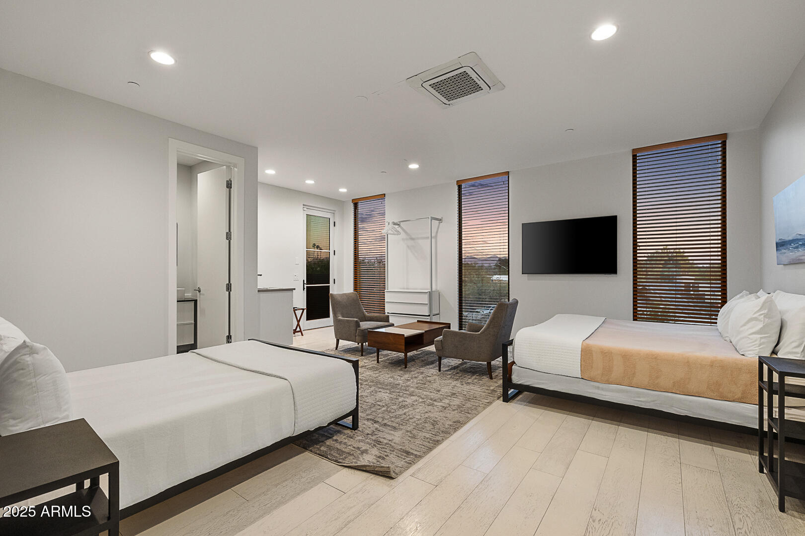 10299 North 65th Place Paradise Valley, AZ 85253 - Photo 16 of 25 Ritz-Scottsdale-4-15