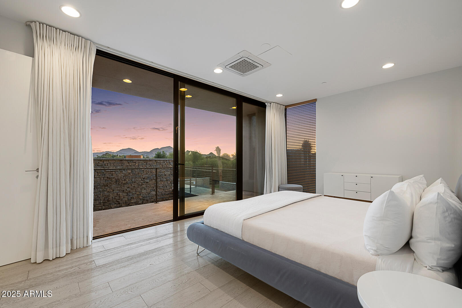 10299 North 65th Place Paradise Valley, AZ 85253 - Photo 20 of 25 Ritz-Scottsdale-4-13