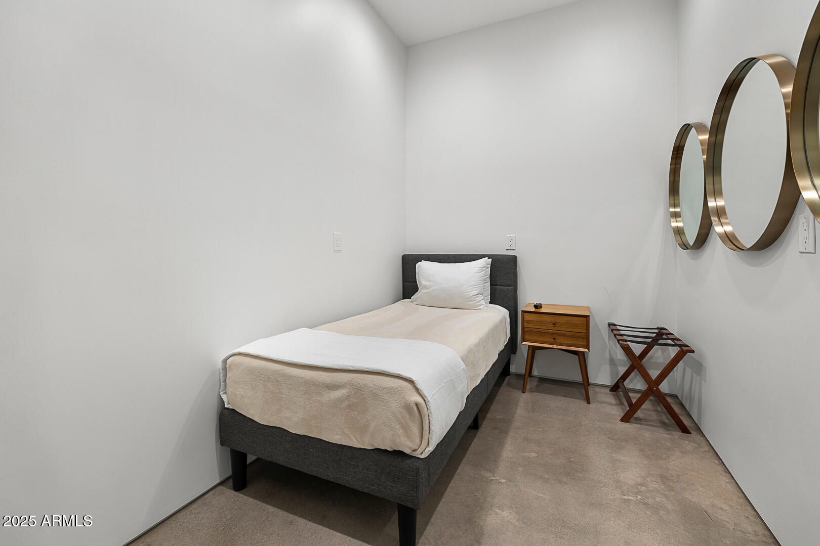 10299 North 65th Place Paradise Valley, AZ 85253 - Photo 21 of 25 Ritz-Scottsdale-4-5