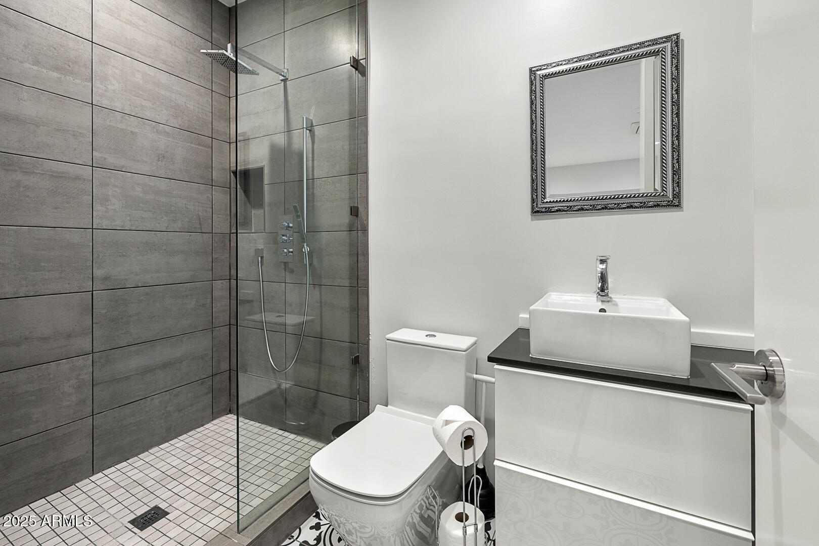 10299 North 65th Place Paradise Valley, AZ 85253 - Photo 23 of 25 Ritz-Scottsdale-4-17