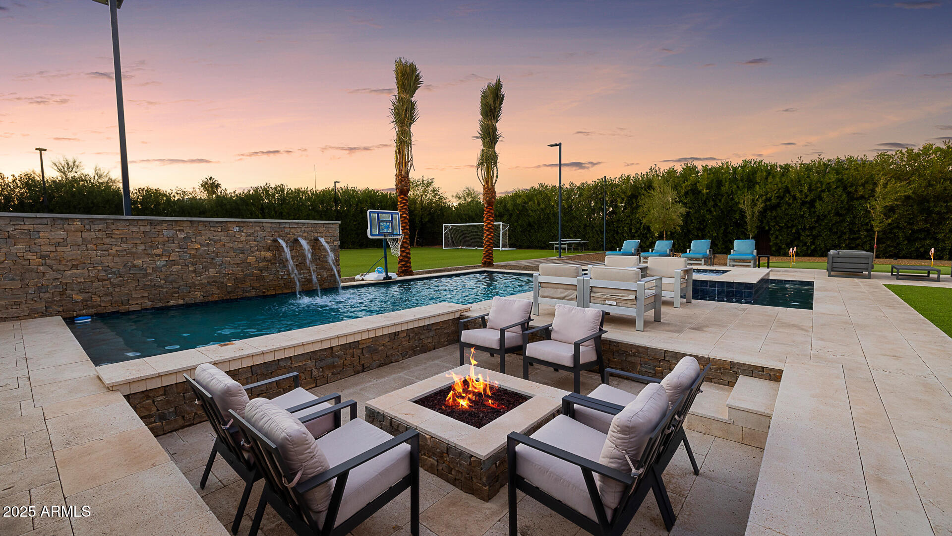 10299 North 65th Place Paradise Valley, AZ 85253 - Photo 3 of 25 Ritz-Scottsdale-1-39