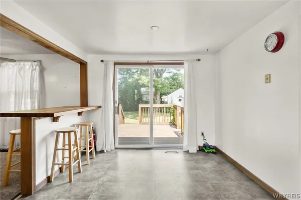 $259,999 | 5284 Sheridan Drive, Amherst, NY 14221