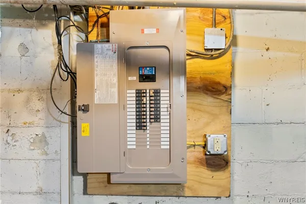 $259,999 | 5284 Sheridan Drive, Amherst, NY 14221