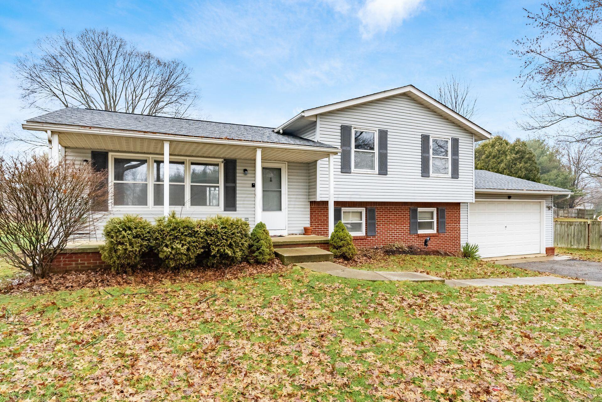 6245 Big Walnut Road Galena, OH 43021 - Photo 2 of 48 6245 Big Walnut Road, Galena, OH 43021
