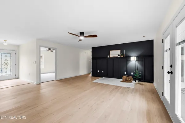 $462,400 | 3732 Bent Road, Kodak, TN 37764