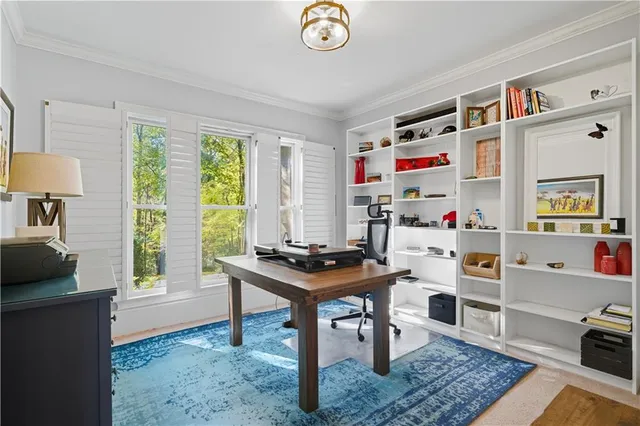 a view of entryway with a front door