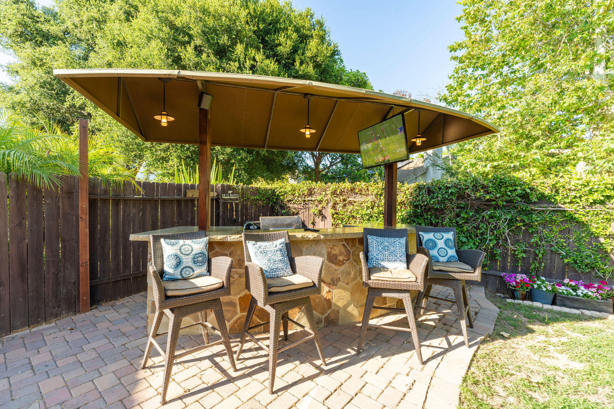128 Gerard Drive Goleta, CA 93117 - Photo 4 of 20 a view of chair and tables in the patio