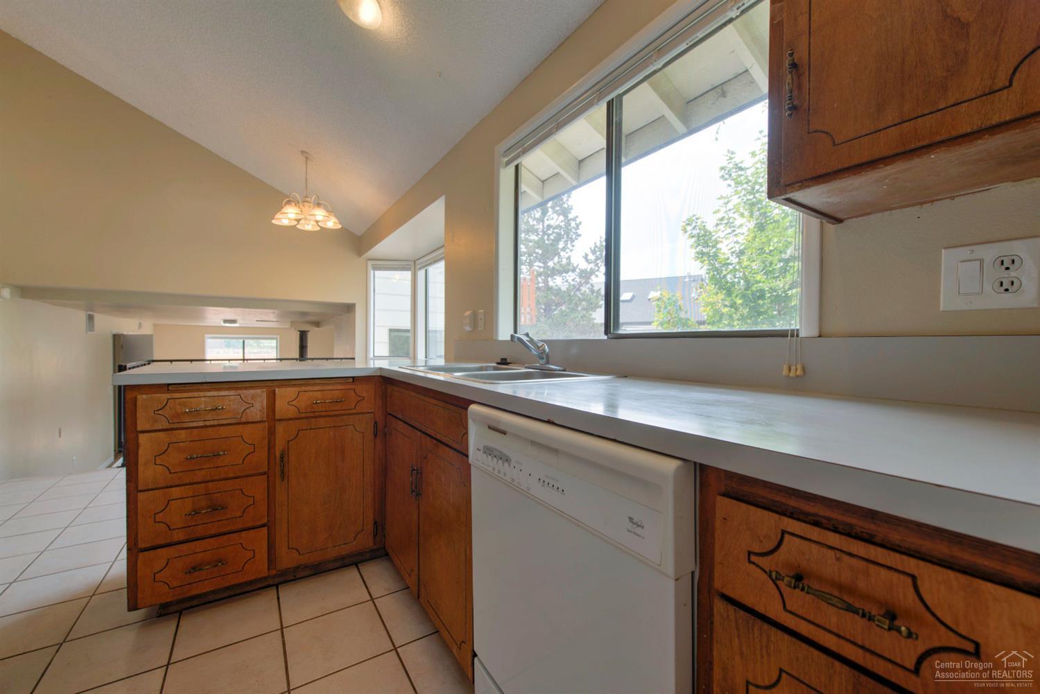 2863 Northeast Shepard Road Bend, OR 97701 - Photo 9 of 23 Additional Photo