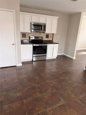 $2,050 | 8405 Early Dawn Trail, Denton, TX 76210