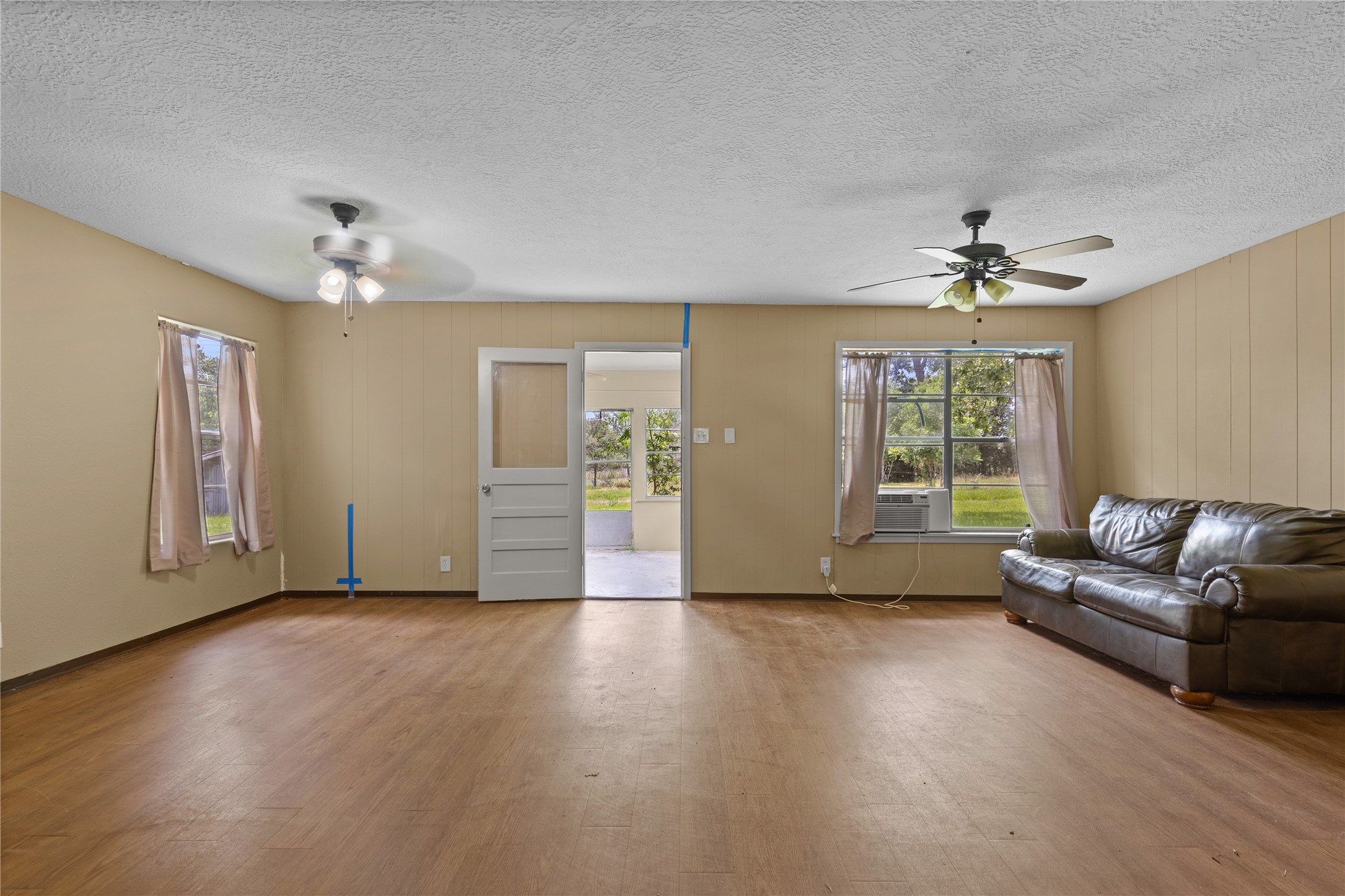 10973 Longstreet Road Willis, TX 77318 - Photo 7 of 40