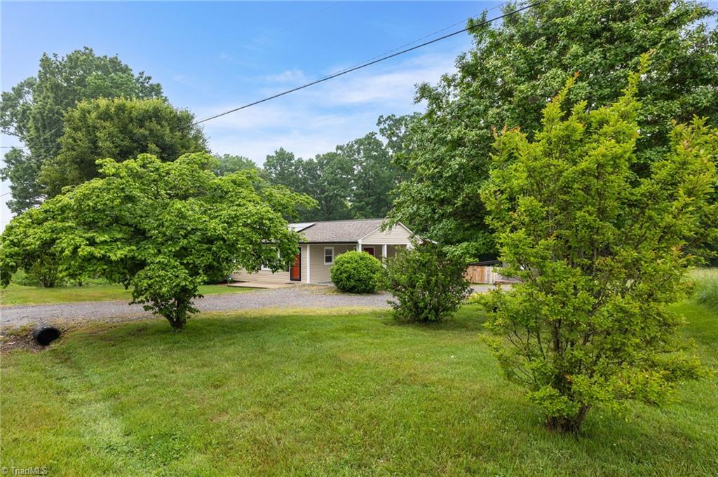 791 Williams Road Madison, NC 27025 - Photo 4 of 28 Gallery Image 4