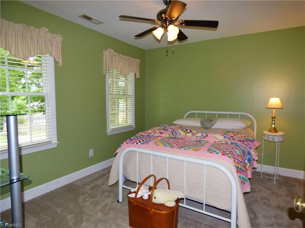 4813 Hearthstone Road Clemmons, NC 27012 - Photo 27 of 30 Gallery Image 27
