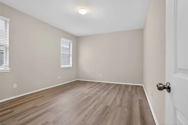 $2,600 | 16817 Pink Wintergreen Drive, Conroe, TX 77385