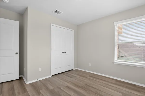 $2,600 | 16817 Pink Wintergreen Drive, Conroe, TX 77385