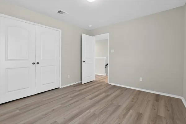 $2,600 | 16817 Pink Wintergreen Drive, Conroe, TX 77385