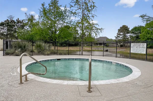 $2,600 | 16817 Pink Wintergreen Drive, Conroe, TX 77385