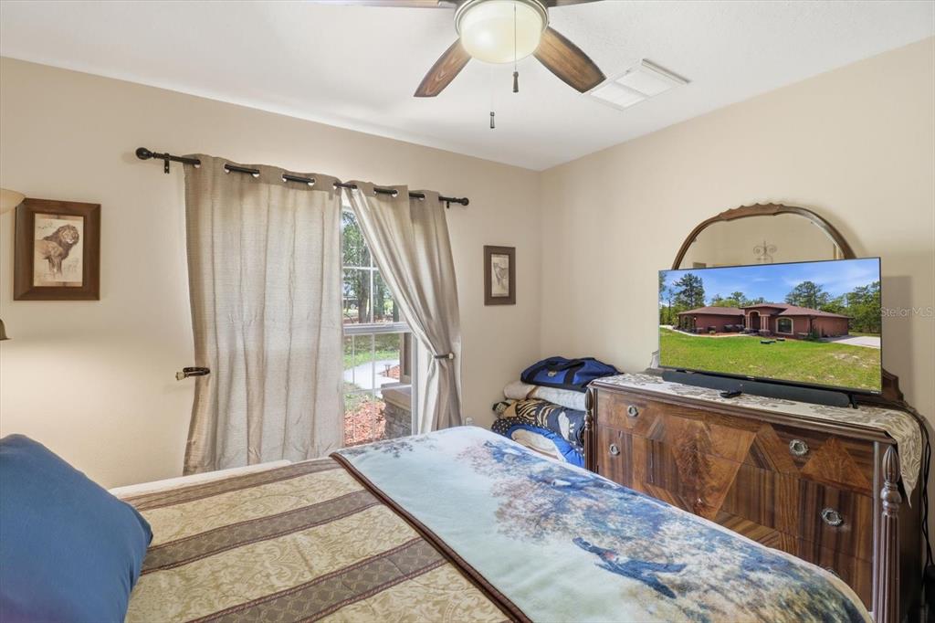 16389 Margot Road Weeki Wachee, FL 34614 - Photo 27 of 45