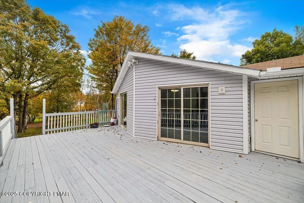 $2,300 | 1456 Allegheny Drive, Blakeslee, PA 18610