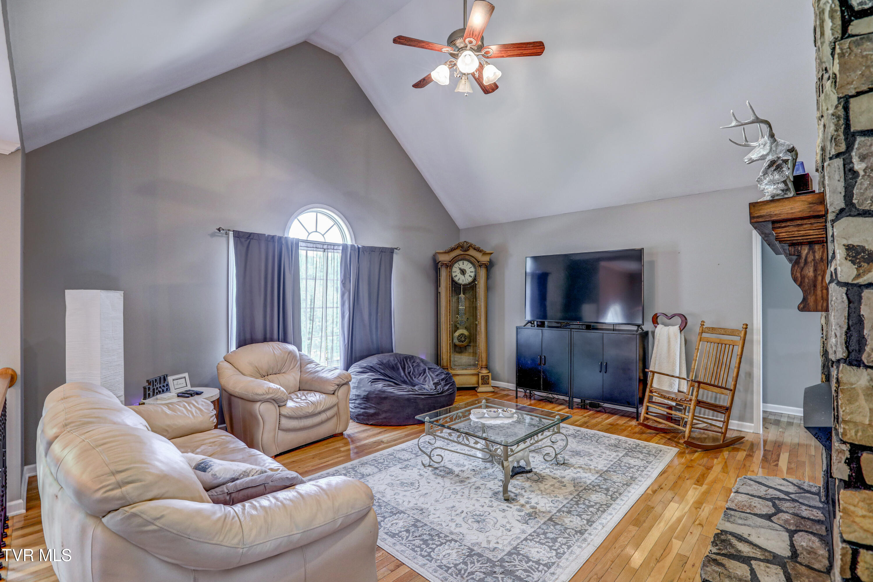340 Pactolus Road Kingsport, TN 37663 - Photo 8 of 64 B42A4299_300_301_302_303