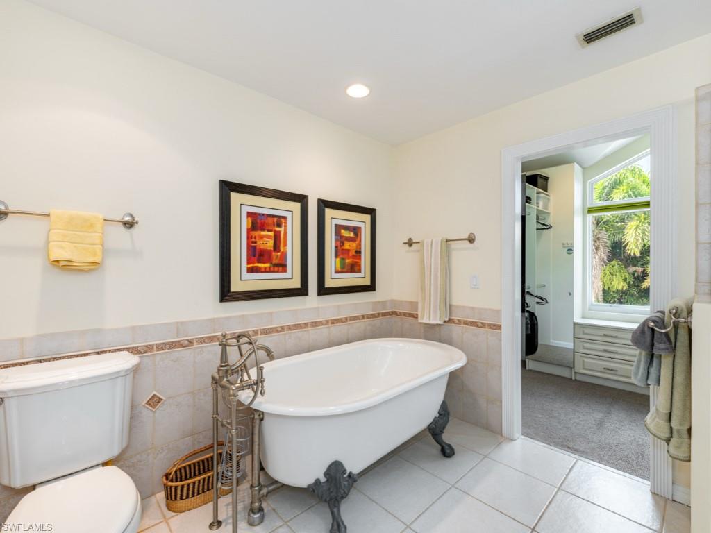 640 2nd Street South, Unit 2 Naples, FL 34102 - Photo 16 of 24 Primary bathroom