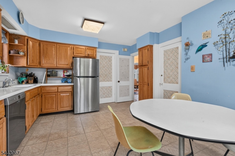 132 Hillside Road Elizabeth, NJ 07208 - Photo 11 of 29